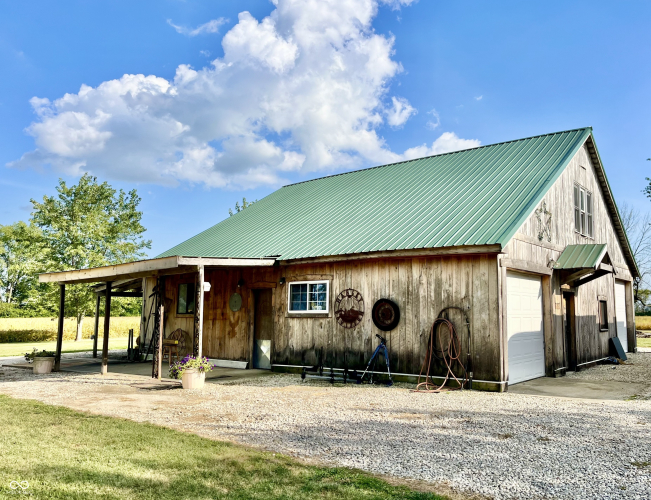 Listing Image 40