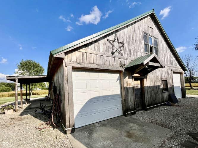 Listing Image 44
