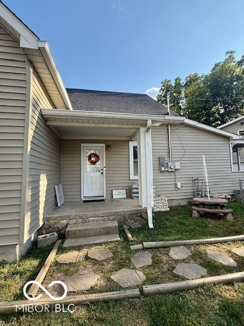 Listing Image 4