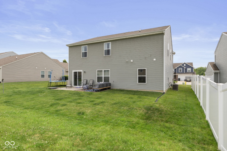 Listing Image 40