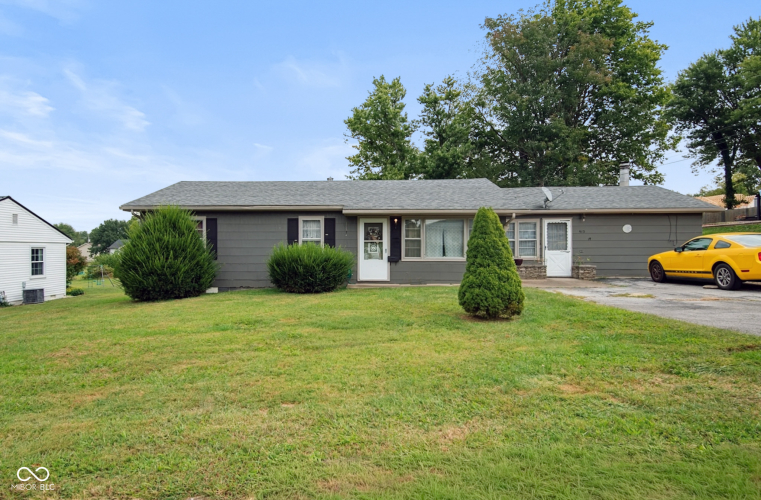 Listing Image 6