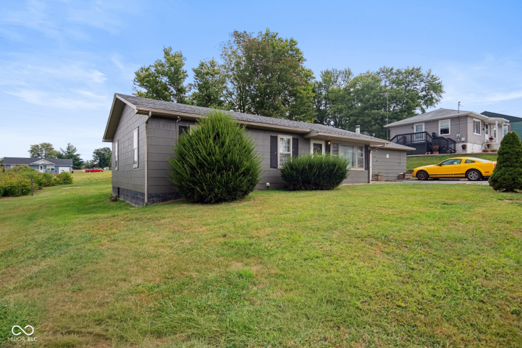 Listing Image 9