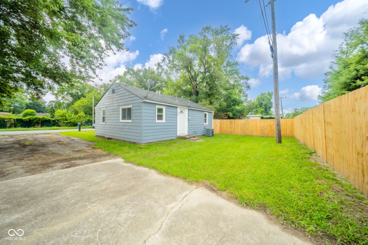 Listing Image 20