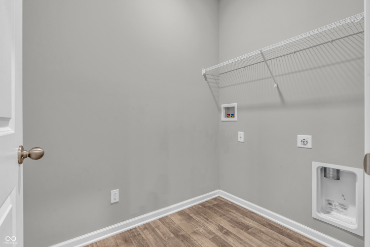 Listing Image 34