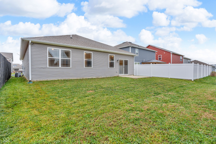 Listing Image 41