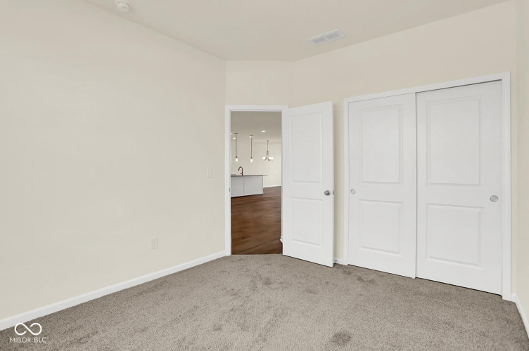 Listing Image 24