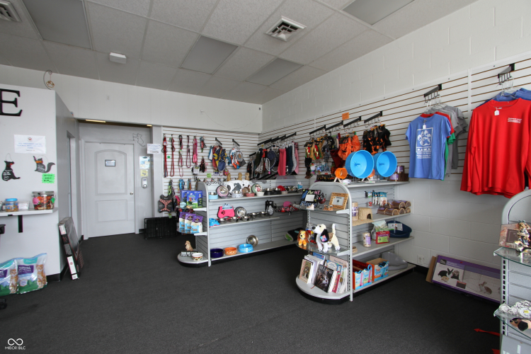 Listing Image 14