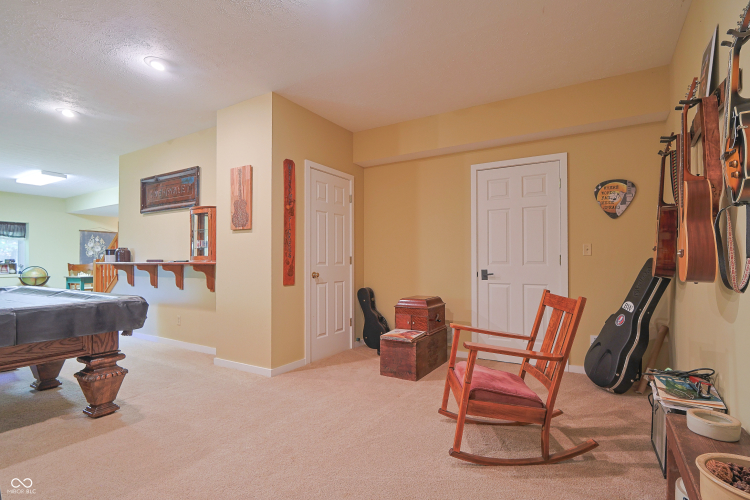 Listing Image 46