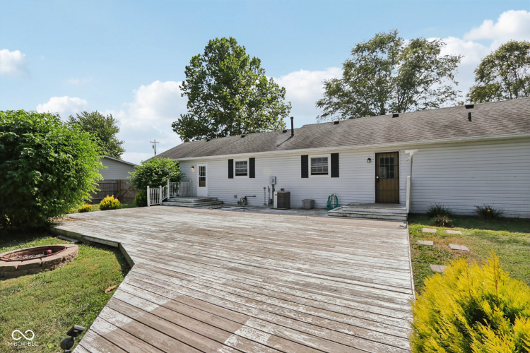 Listing Image 25
