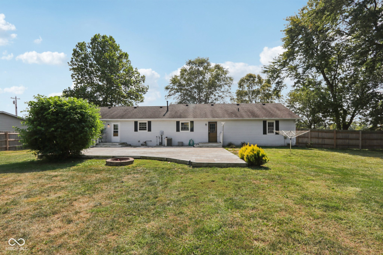 Listing Image 27