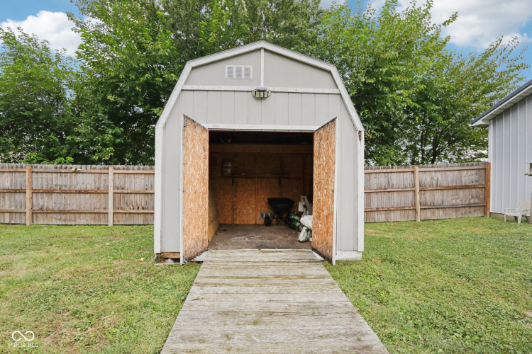 Listing Image 33