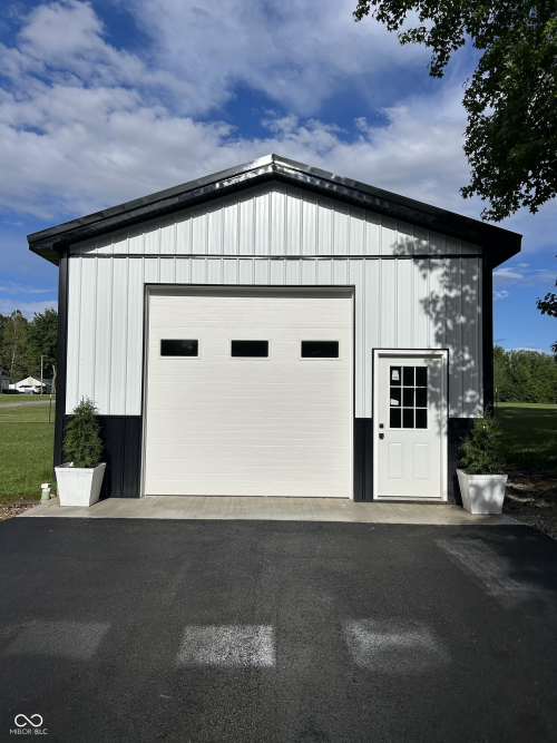 Listing Image 22