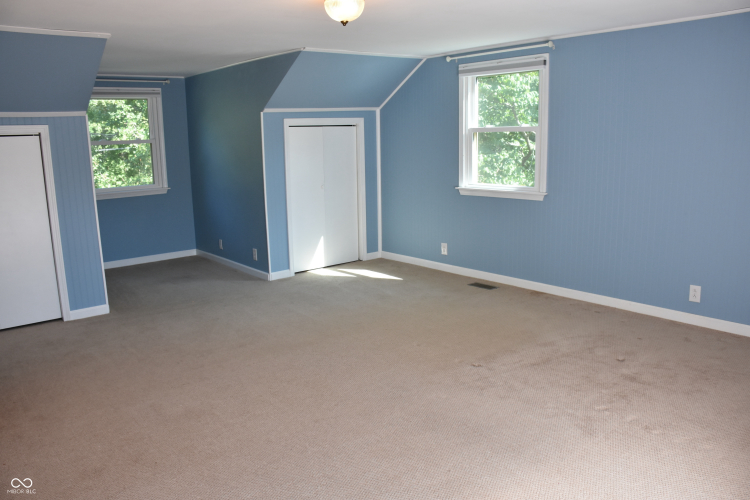 Listing Image 27