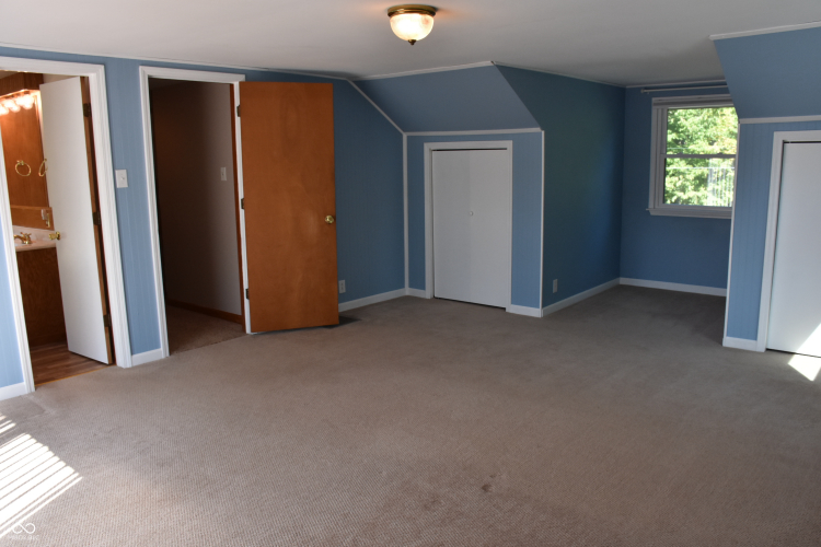 Listing Image 28