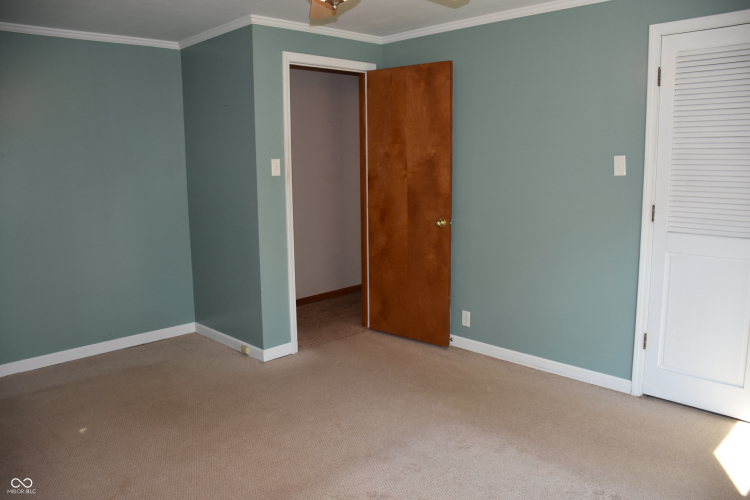 Listing Image 41
