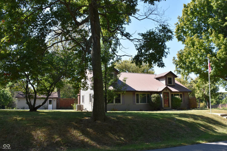 Listing Image 54