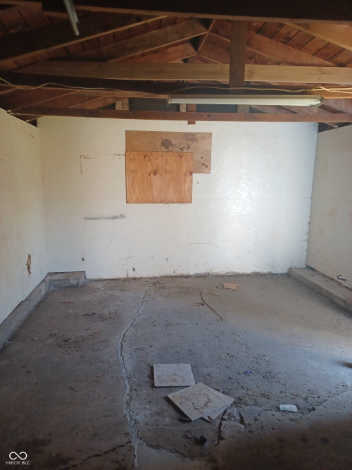 Listing Image 28