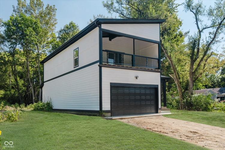 Listing Image 3