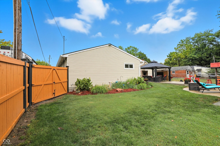 Listing Image 53