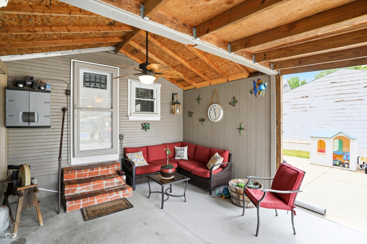 Listing Image 33
