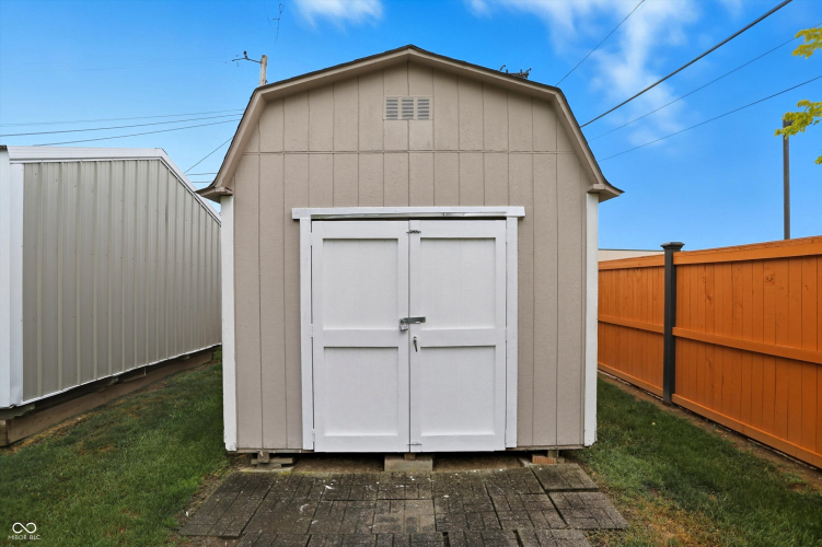Listing Image 49