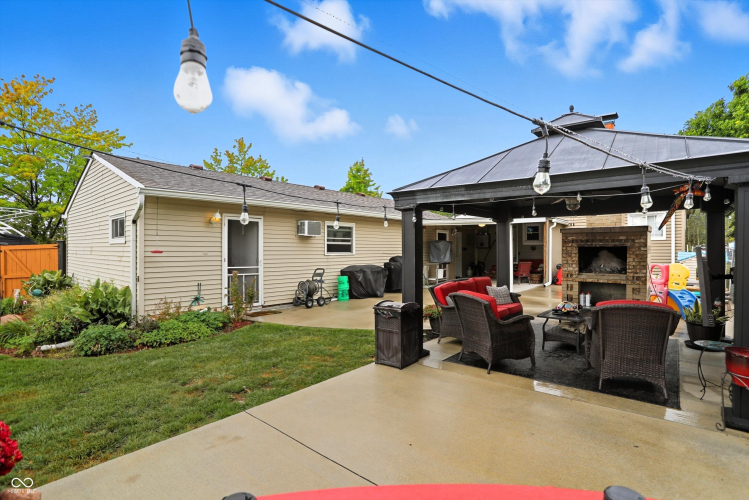 Listing Image 54