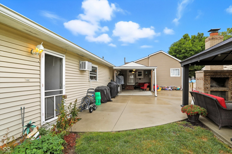 Listing Image 55
