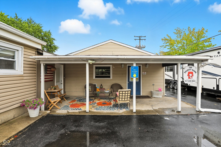 Listing Image 59
