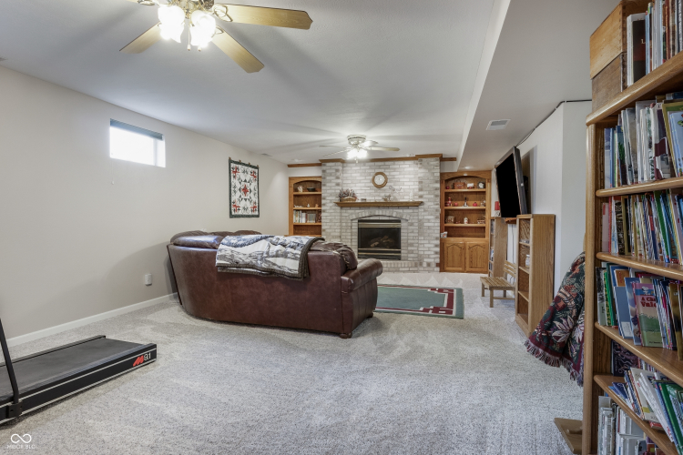 Listing Image 48