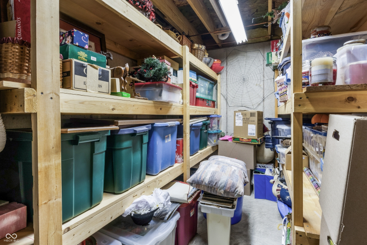 Listing Image 52