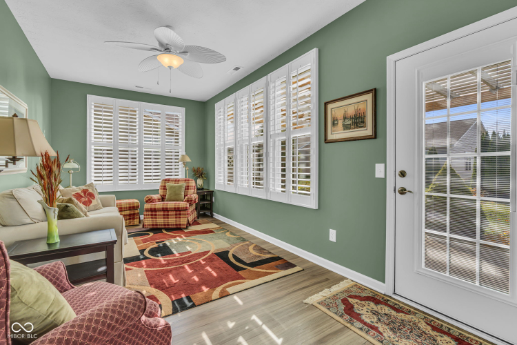 Listing Image 23
