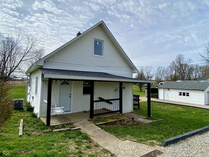 Listing Image 3