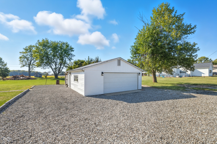 Listing Image 34