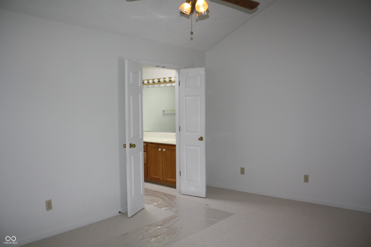 Listing Image 30