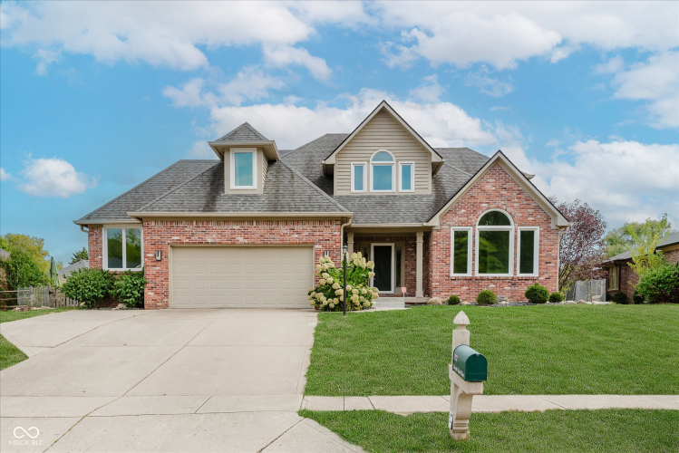 7237 Lakeside Woods Drive Indianapolis IN 46278 (House For Sale) | MLS ...