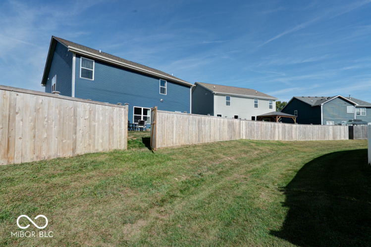 Listing Image 52