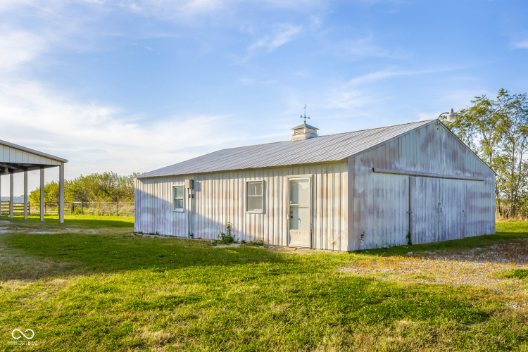 Listing Image 49