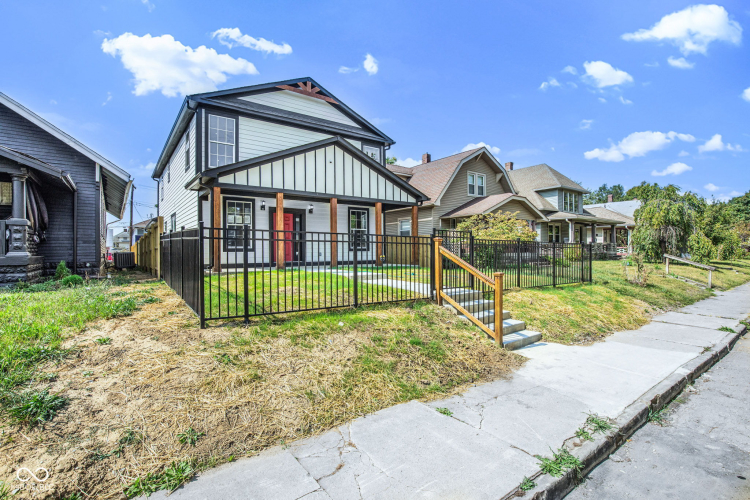 Listing Image 2