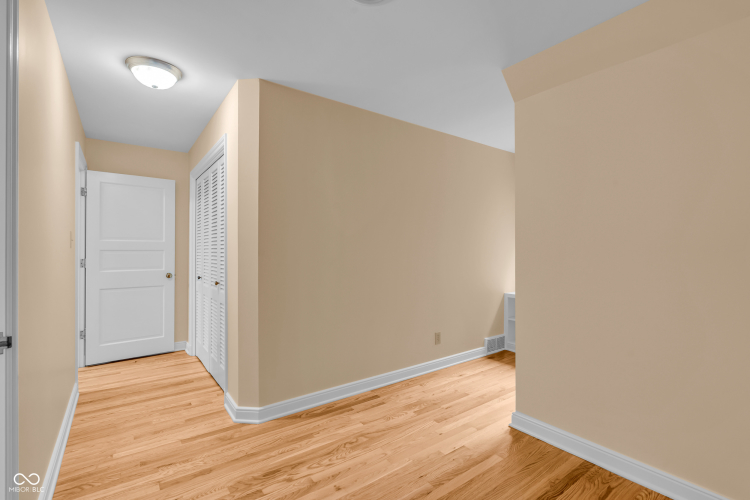 Listing Image 39