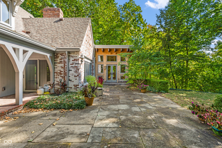 Listing Image 53