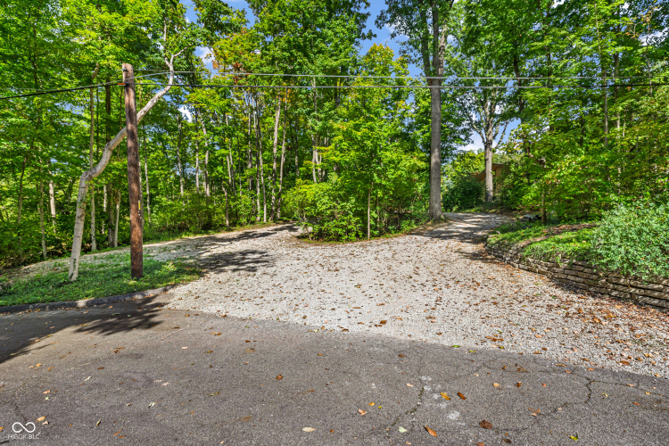 Listing Image 58
