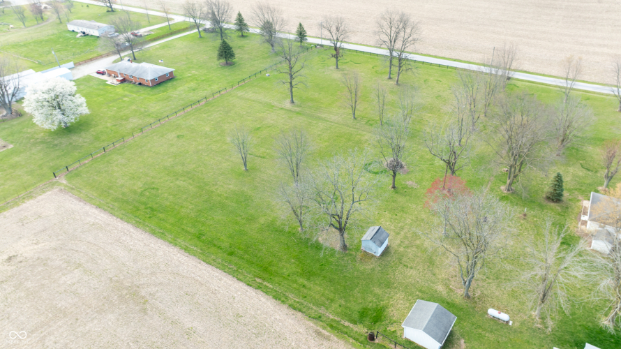 Listing Image 16