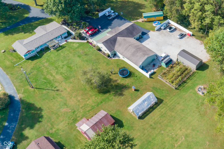 Listing Image 24