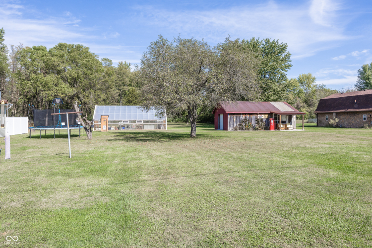 Listing Image 34