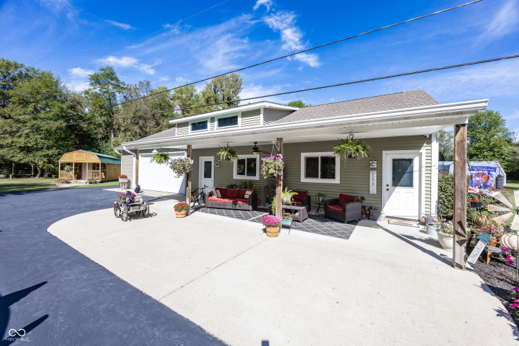 Listing Image 42