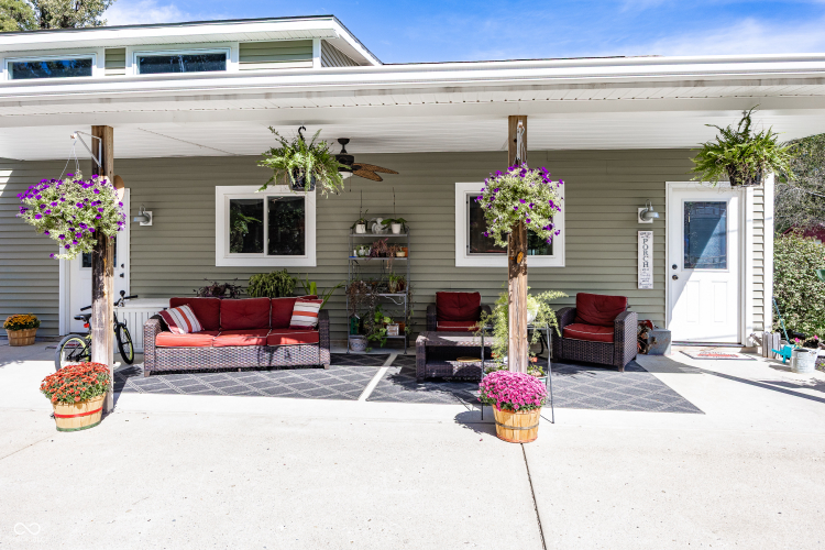 Listing Image 44