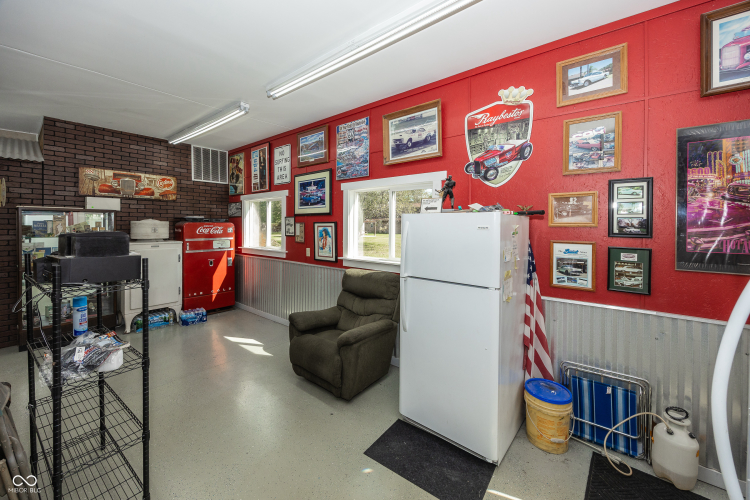 Listing Image 51