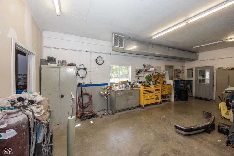Listing Image 56