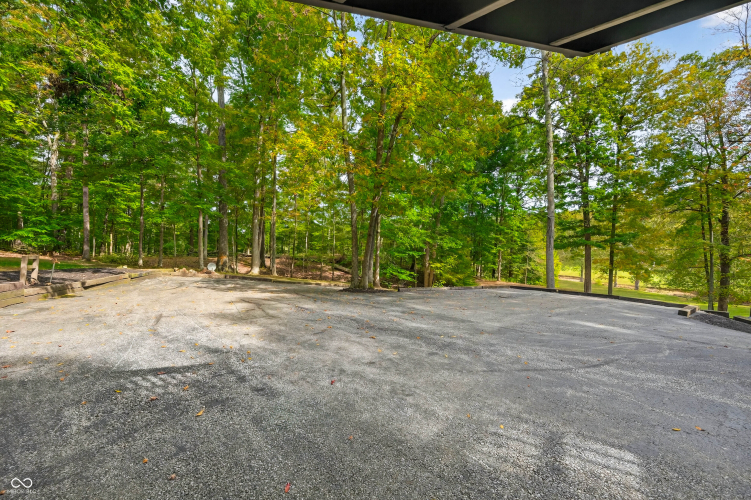 Listing Image 142
