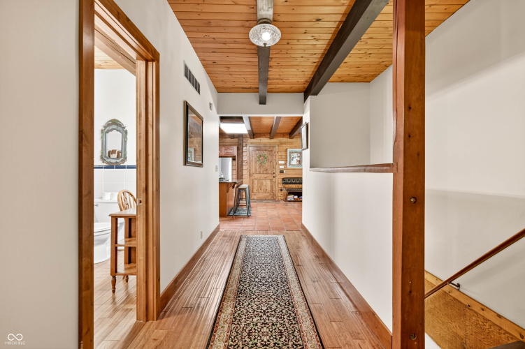 Listing Image 31